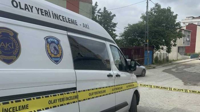 Arnavutköy'de korkunç cinayet! Annesiyle tartışan babasını öldürdü