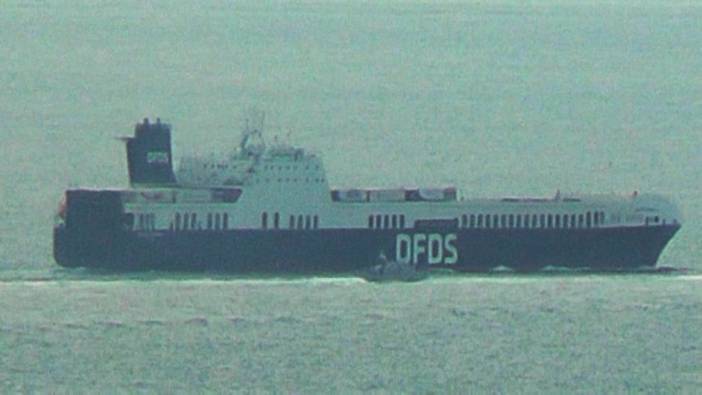 Kaçaklar tespit edildi! Türk bayraklı gemiye operasyon düzenlendi!