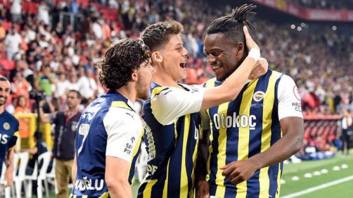 Gençlik ve Spor Bakanı Fenerbahçe'yi tebrik etti!