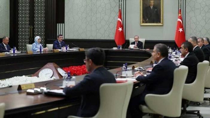 Cumhurbaşkanı Erdoğan'ın başkanlığını yaptığı kabine toplantısı başladı