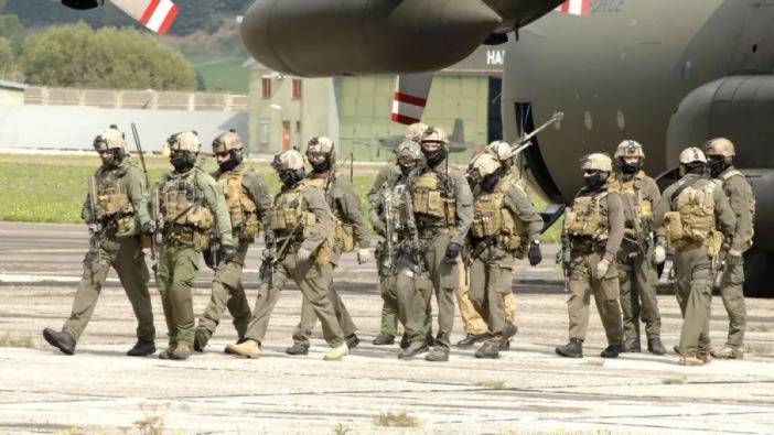 Avusturya Irak'a 10 asker gönderecek!
