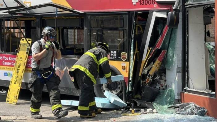 ABD'de otobüs kazası: Yaralılar var