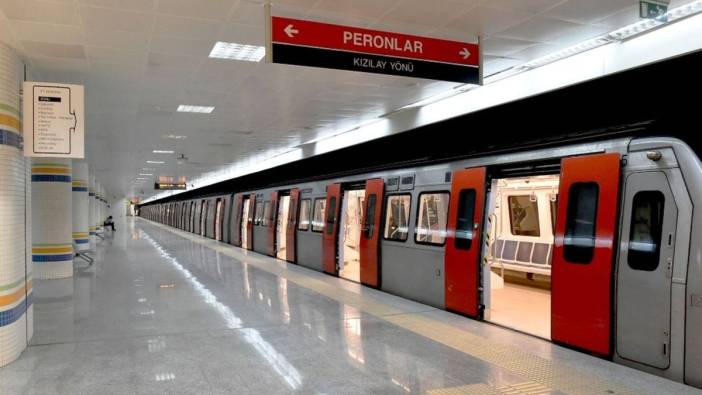 Ankara'da panik: Metro raylarına atladı!