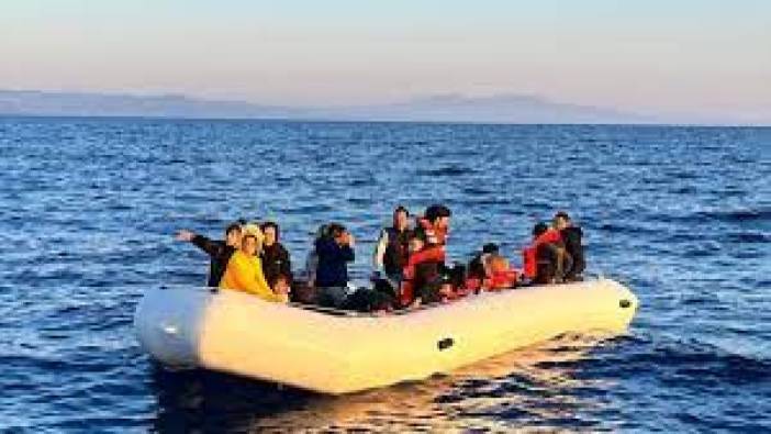 İzmir'de 25 düzensiz göçmen kurtarıldı 31 göçmen yakalandı!
