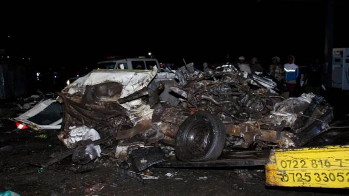Katliam gibi trafik kazası: 51 kişi hayatını kaybetti