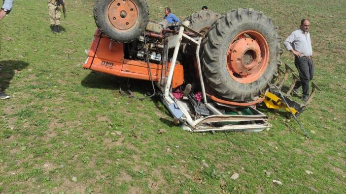 Bursa'da devrilen traktörün altında kalan sürücü öldü