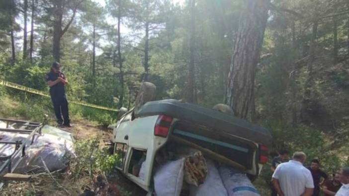 Antalya'da feci kaza: Otomobil sürücüsü hayatını kayebtti