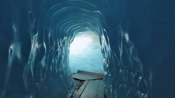Bayburt'ta buz mağarasına düşen kişi hayatını kaybetti