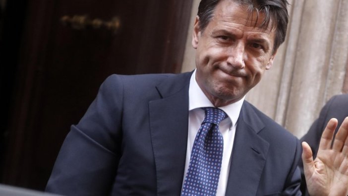 İtalya Başbakanı'ndan istifa kararı
