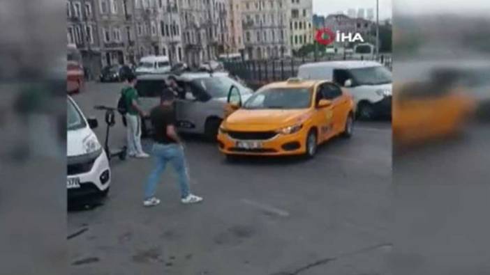 Sarhoş kadın önce taksiye çarptı sonra trafiği karıştırdı!