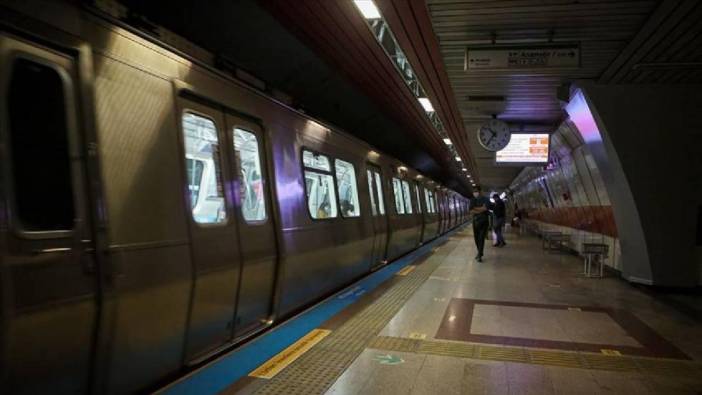 İBB'den metro uyarısı: Bu gece seferler erken bitecek