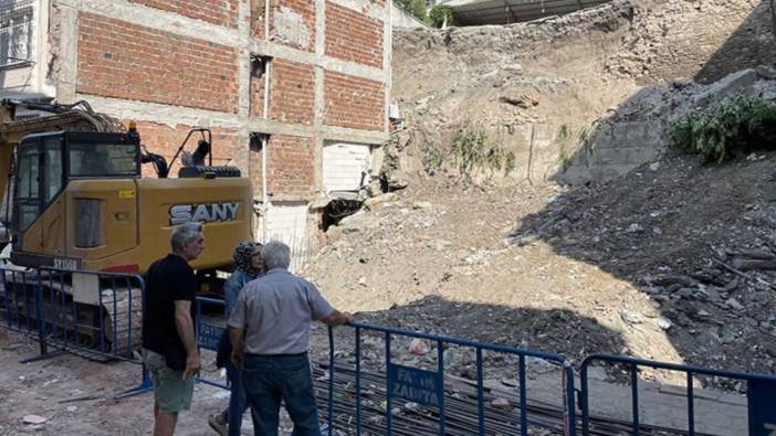 İstanbul'da inşaat kazısı sırasında çevredeki bazı binaların kolonları zarar gördü