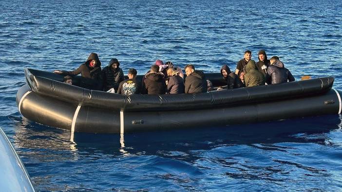 Muğla'da 31 düzensiz göçmen Türk kara sularına itildi!