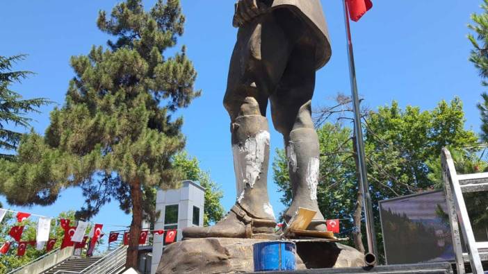 Balyozla Atatürk heykeline saldırmıştı! O şüpheli gözaltına alındı