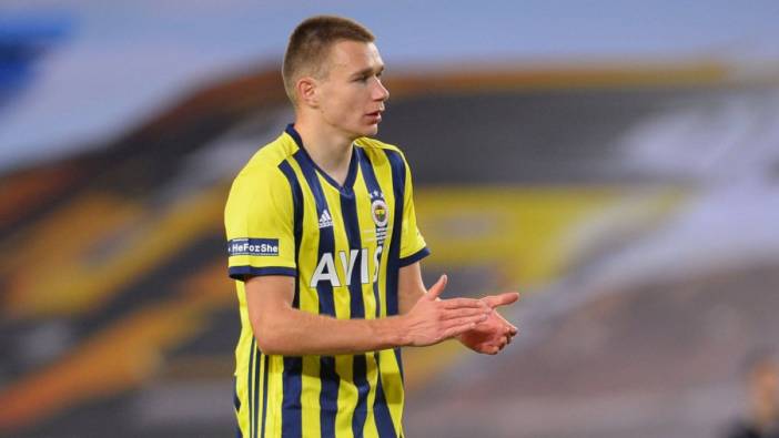 Fenerbahçe, Szalai'ye transfer görüşmelerini için izin verdi