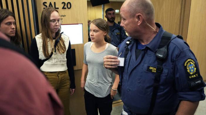 Greta Thunberg hakim karşısına çıktı
