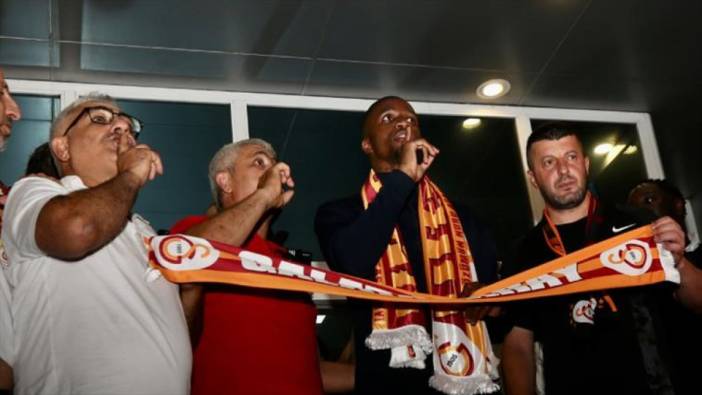 Galatasaray, Zaha ile 3 yıllık sözleşme imzaladı