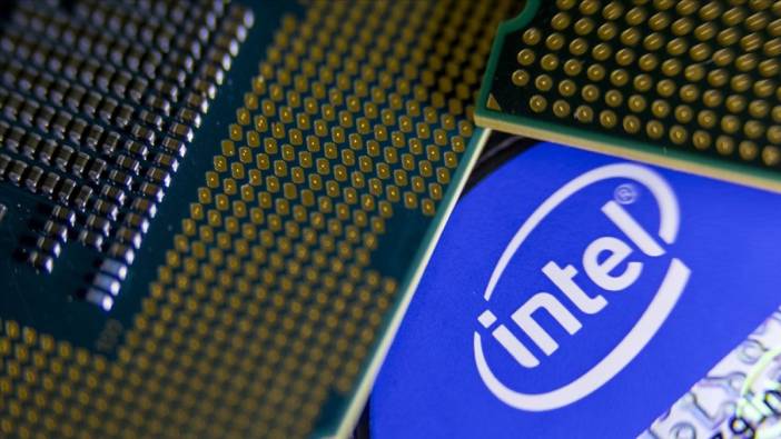 Intel'in ikinci çeyrek geliri beklentileri aştı