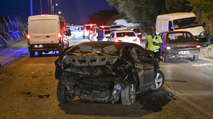Ankara'da 10 araç zincirleme trafik kazasına karıştı