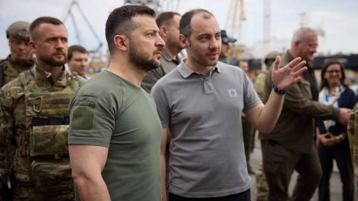 Zelenskiy, Donetsk bölgesindeki askerleri ziyaret etti