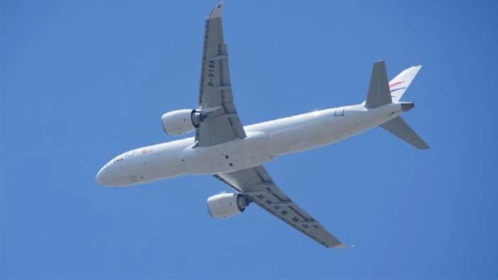 Kanada da yolcu uçağı düştü: Çok sayıda ölü var
