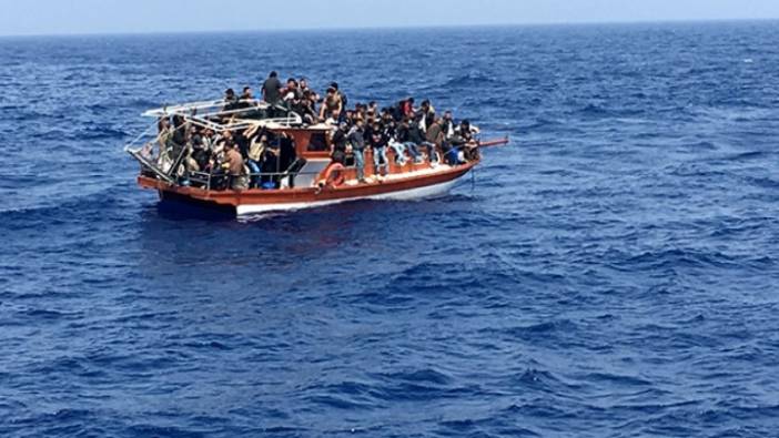 Yunanistan tarafından geri itilen 41 düzensiz göçmen kurtarıldı