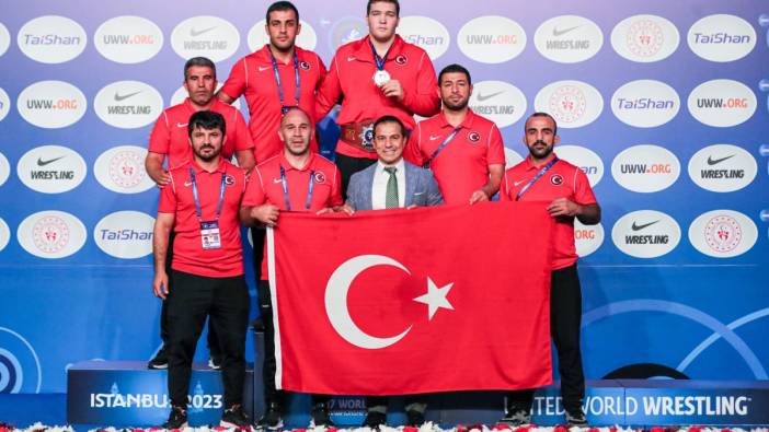 Cemal Yusuf Bakır U17 Dünya Güreş Şampiyonası'nda altın madalya kazandı