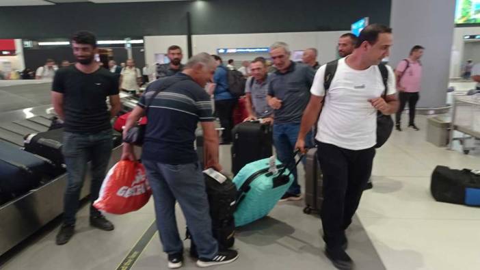 Nijer’deki Türk vatandaşları özel seferle İstanbul’a getirildi