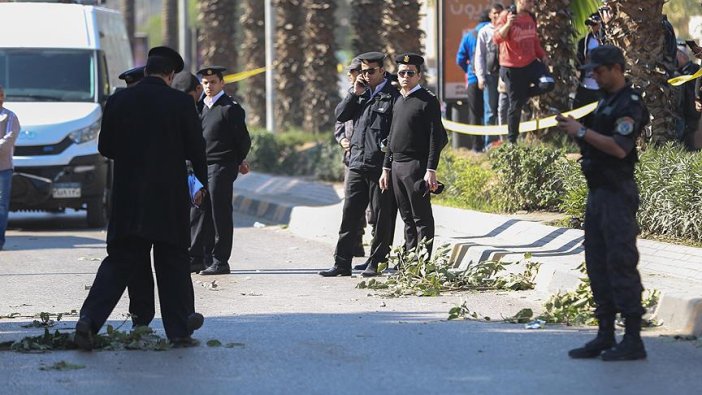 Mısır'da silahlı saldırı: 5 polis öldü