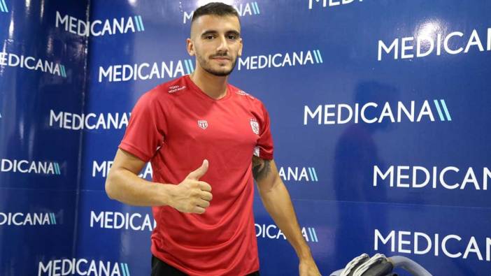 Sivasspor’un yeni transferi Poungouras sağlık kontrolünden geçti
