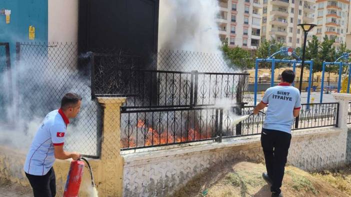 Siirt’te otluk alanda başlayan yangın elektrik trafosuna sıçradı