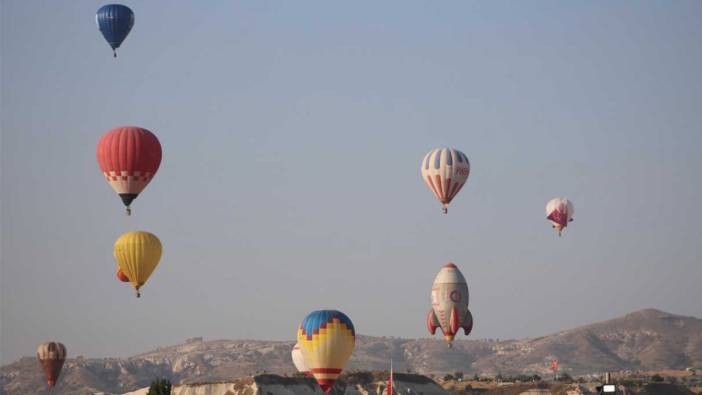 Özel figürlü balonlar, Kapadokya'da gökyüzünü süsledi