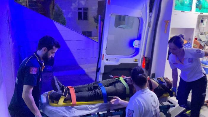 Edirne'de kaçak göçmenleri taşıyan araç kaza yaptı: 6 yaralı