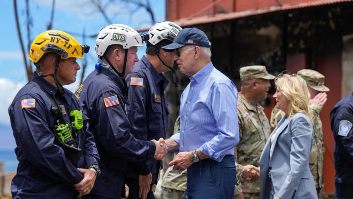 ABD Başkanı Biden orman yangını felaketinin yaşandığı bölgeyi ziyaret etti
