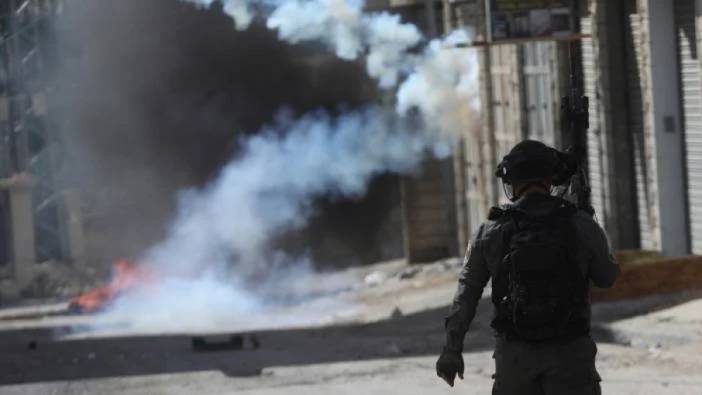 İsrail askerlerinden Burka köyüne saldırı: 1 yaralı, 30 kişi gazdan etkilendi