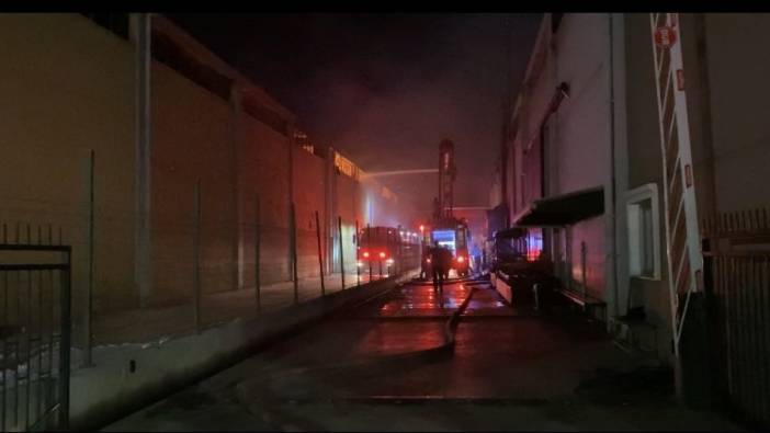 Kemalpaşa’da bir fabrika çıkışında yangın çıktı