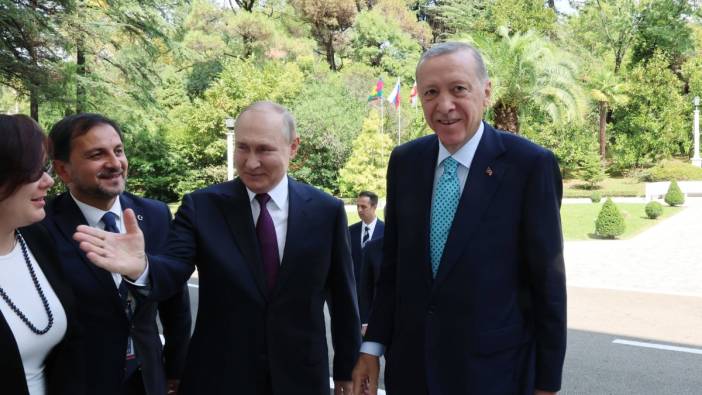Cumhurbaşkanı Erdoğan, Rusya'dan ayrıldı