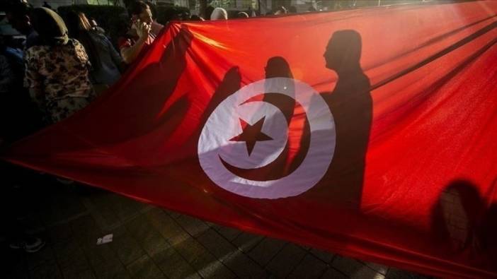 Tunus'ta Nahda Hareketi'nin lider kadroları gözaltına alınıyor