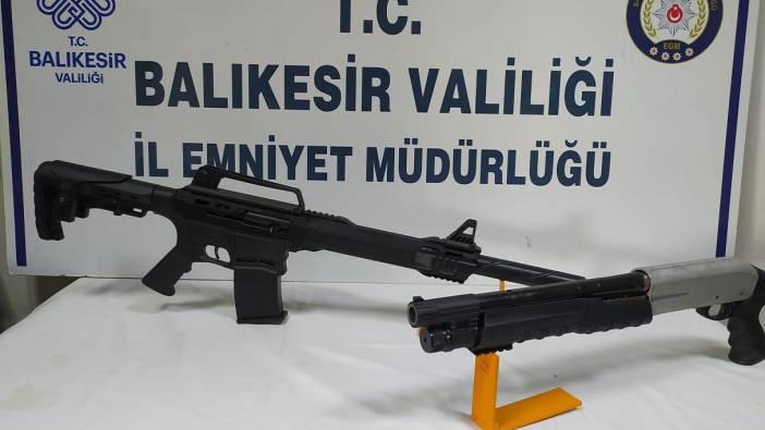 Balıkesir'de polis 19 aranan şahsı yakaladı
