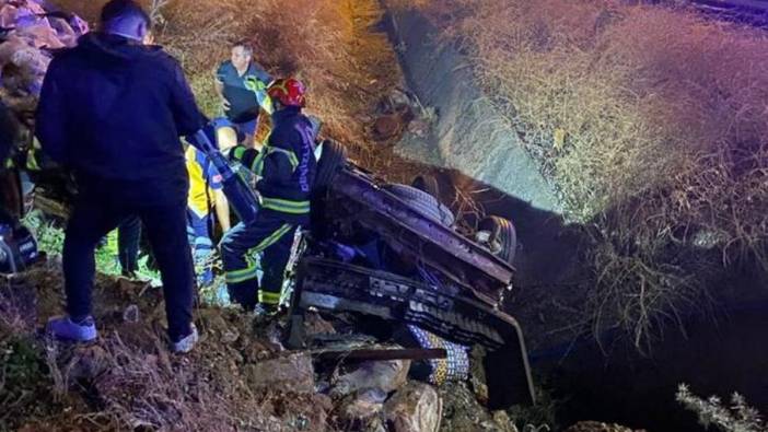 Denizli'de otomobil kanala uçtu: 2'si bebek 4 kişi can verdi