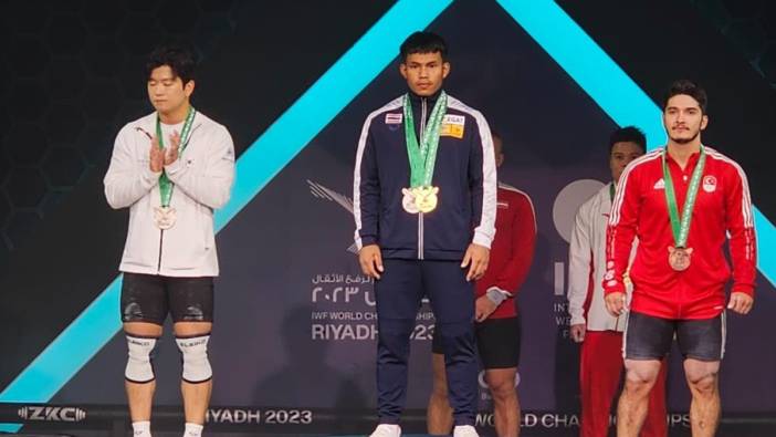Muhammed Furkan Özbek halterde dünya üçüncüsü