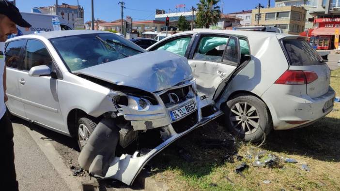 Samsun'da çarpışan otomobiller rejüje uçtu: 7 yaralı