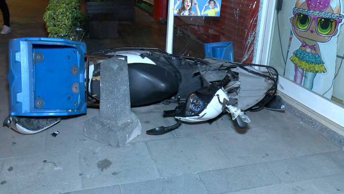 Kartal'da taksi ile motosiklet çarpıştı: 2 yaralı!