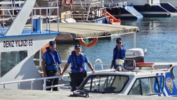 Deniz polisi ekipleri Van Gölü'ndeki denetimlerine devam ediyor!