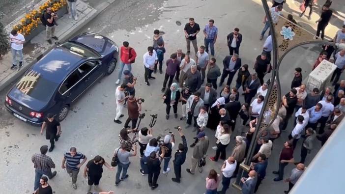 Yüksekova'da terör destekçisi gösteriye polis engeli