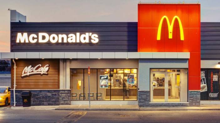 McDonald's 30 yıl sonra bir ilk: Ücretlere zam geldi