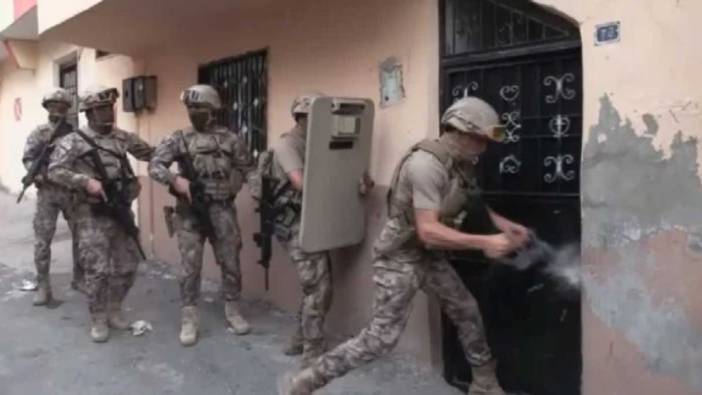 Gaziantep'te zehir tacirlerine operasyon: 200 kişi gözaltına alındı