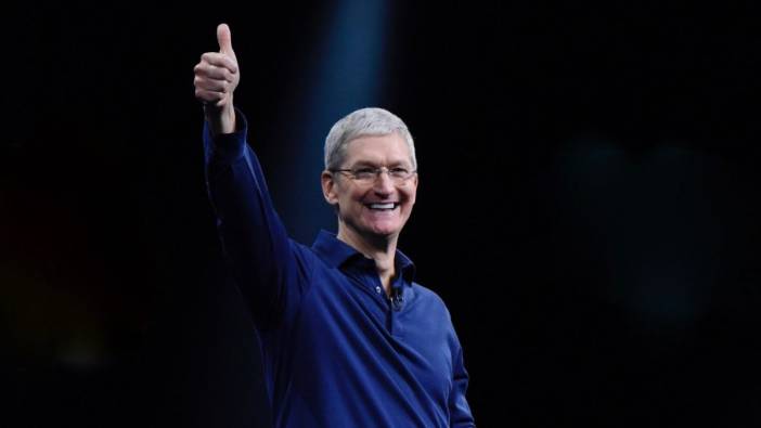 Apple CEO'su Tim Cook hisselerini sattı