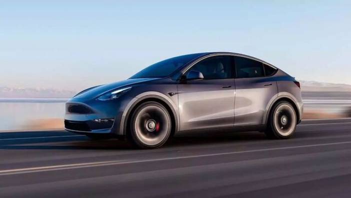 Tesla, otomobil fiyatlarında indirime gitti