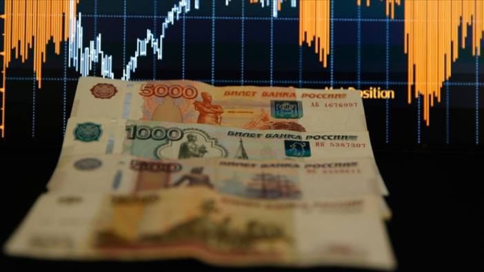 Rusya’nın bütçesi 9 ayda 1,7 trilyon ruble açık verdi
